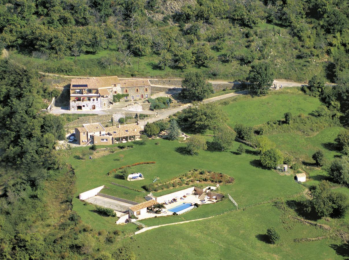 Logis Hotel-Restaurant La Mere Biquette Saint-Pons  Экстерьер фото